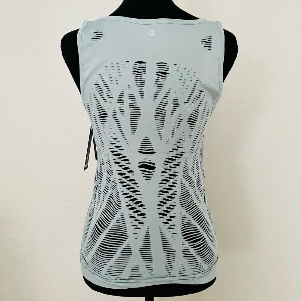 NWT 90 Degree by Reflex Women’s Seamless Cutout Tank Top - Picture 3 of 4